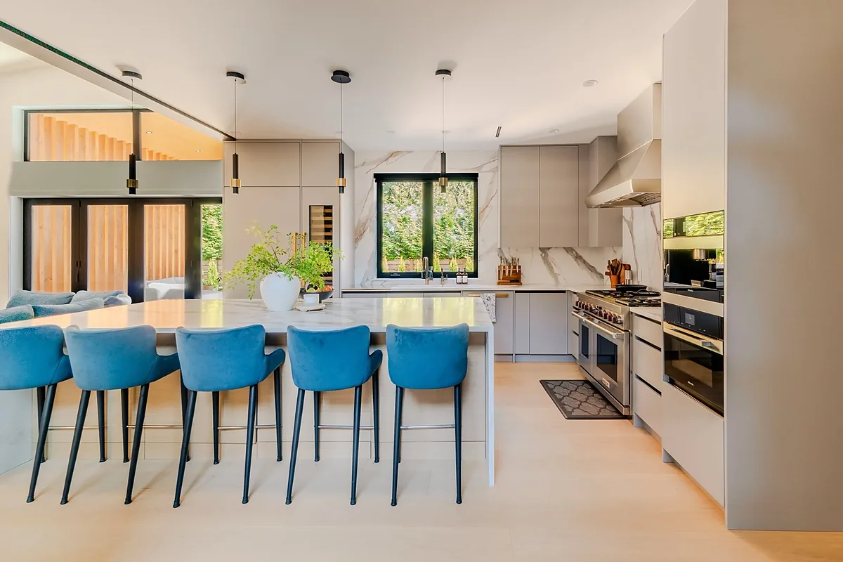Vancouver real estate photography by Coastal Properties Photography